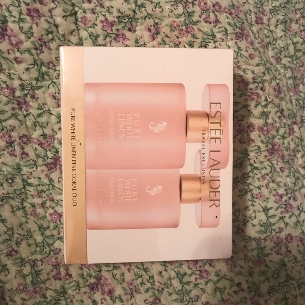 Estée Lauder pure white linen travel duo perfume.